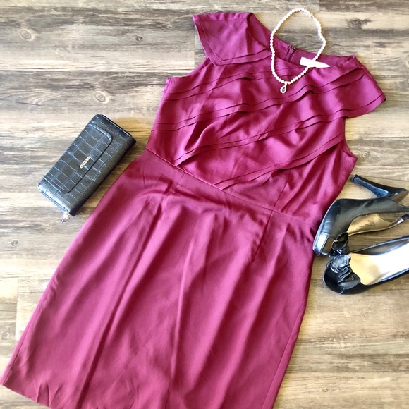 LOFT Dresses & Skirts - Loft Ruffle Dress